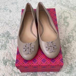 Tory Burch Nude Flats